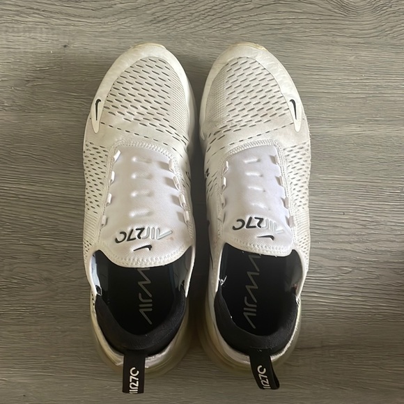 Nike Air Max 270 - Picture 1 of 3